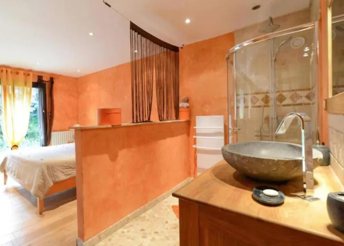 8 Bedroom Lovely In * Vezenobres