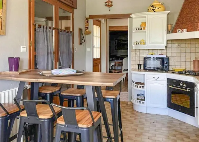 8 Bedroom Lovely In * Vezenobres